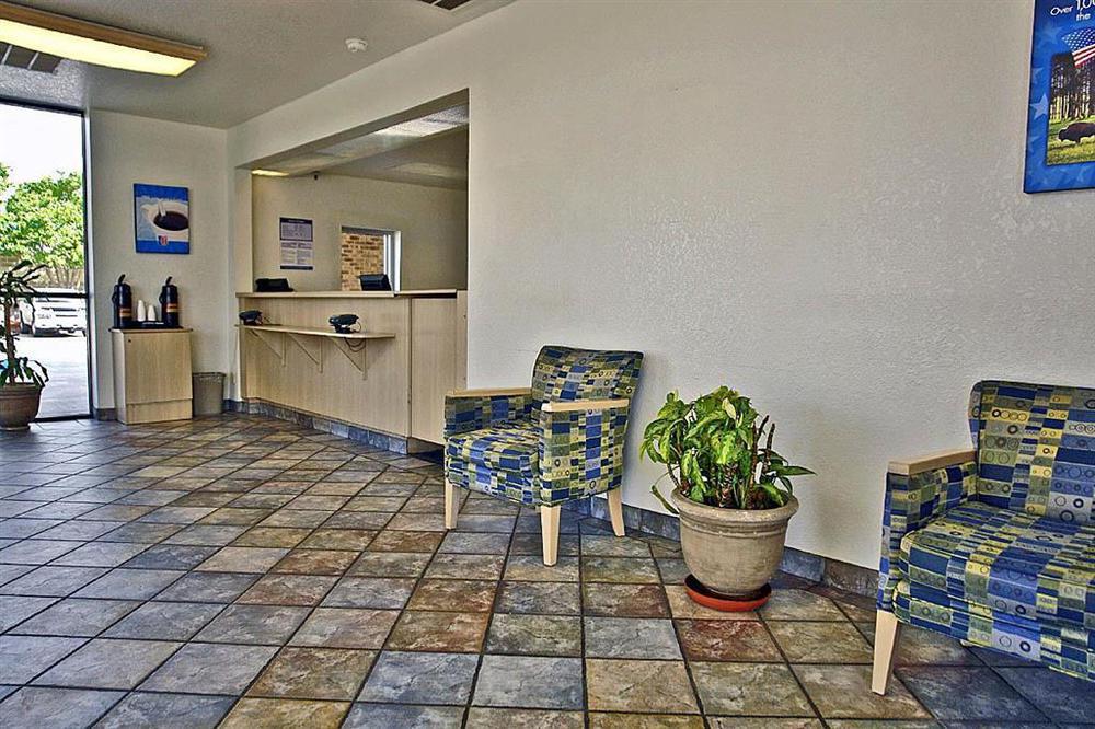 Hotel 6-north Palm Springs, Ca - North North Palm Springs
